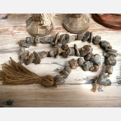 K�de med lille hjerte og kvast, m�rk