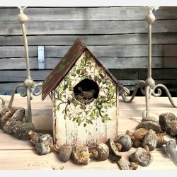 Fuglehus med lysk�de