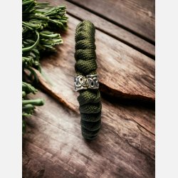 Armb�nd, Paracord,  gr�n med s�lv-perler