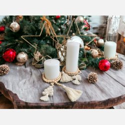 K�de med lyse tr�perler og guldstjerne