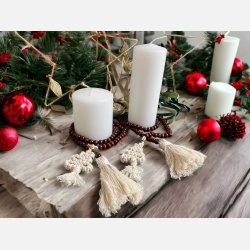 K�de med brune tr�perler og guldstjerne