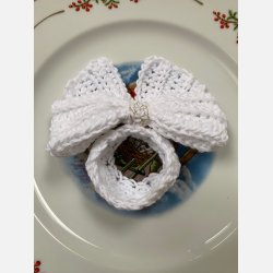 H�klet servietring med sl�jfe