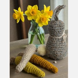 H�klet p�skehare, jute/lysebl� bomuld