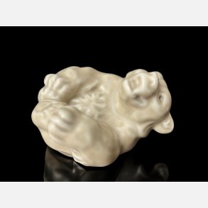 Isbj�rneunge 22745 fra Royal Copenhagen