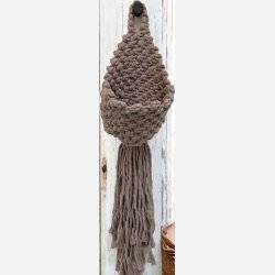 Macrame Hanging Pod "Mauve"